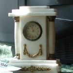 319 3046 TABLE CLOCK